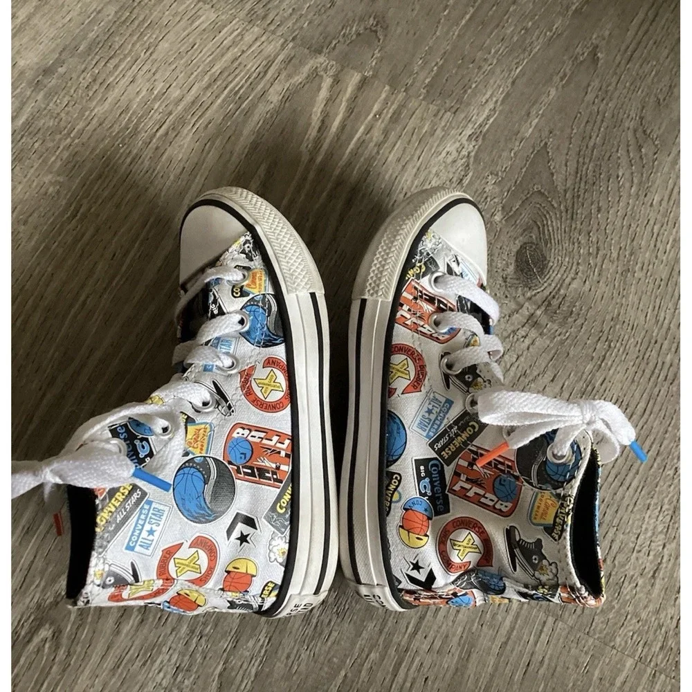 Converse Youth Size 11 All Star Jump Ball High Top Sneakers Chuck Taylor 672449C
